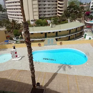 los-juncos-402-playa-del-ingls.in-canary-islands.com/